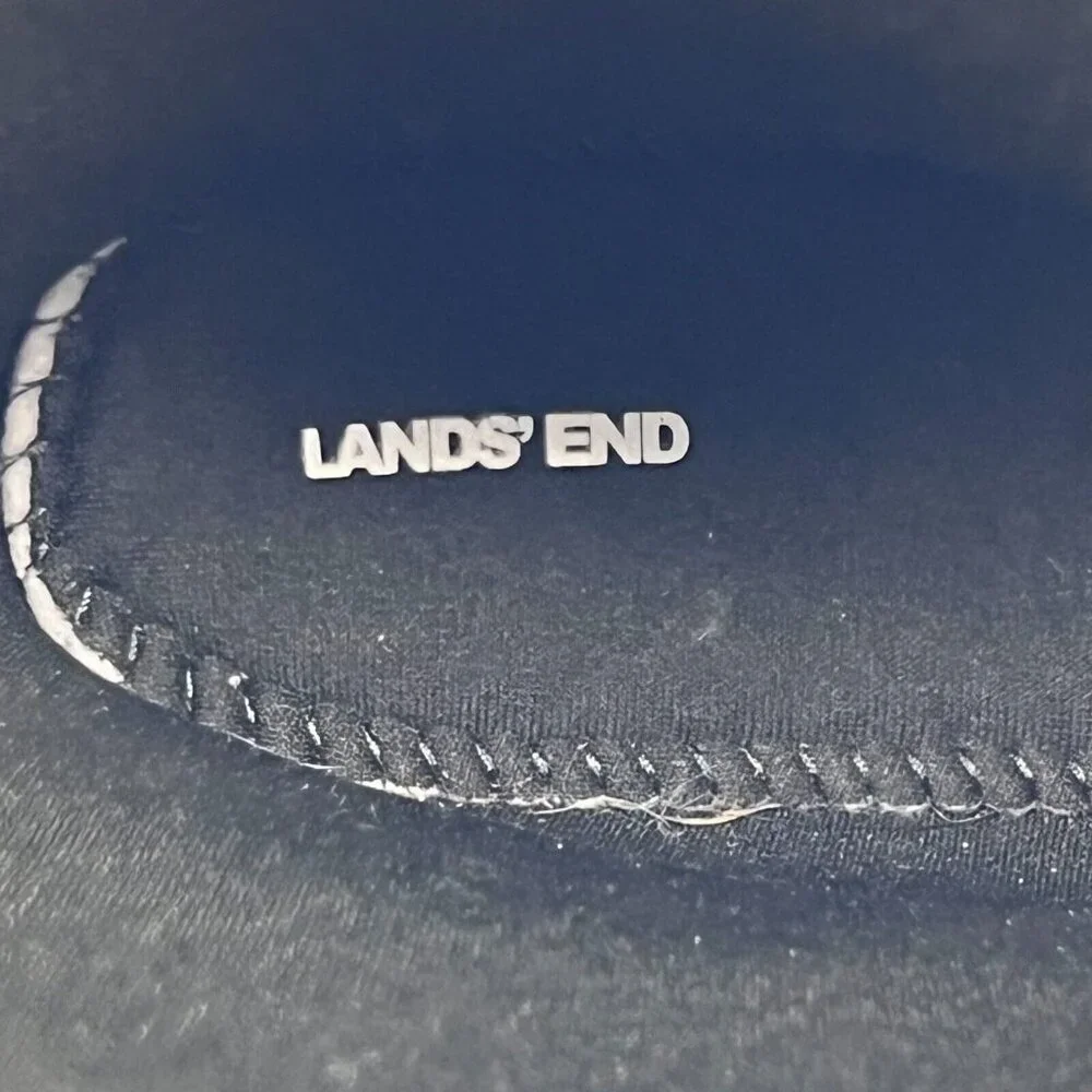 Lands' End 